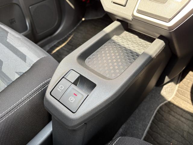 タフトＧ　クロムベンチャー　コーナーセンサー　ＬＥＤヘッドライト保証　新車保証・まごころ保証　１年間・走行距離無制限付き（東京都）の中古車