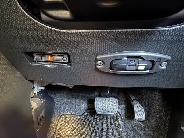 タントファンクロスターボ　純正ナビ　バックモニター　ドラレコＥＴＣ保証　新車保証・まごころ保証　１年間・走行距離無制限付き（東京都）の中古車