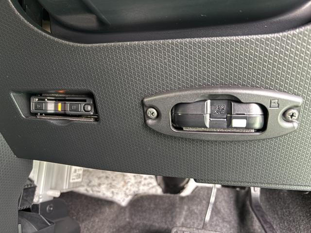 タントファンクロスターボ 純正ナビ 前後ドラレコ ETC Bカメラ保証 新車保証・まごころ保証 1年間・走行距離無制限付き(東京都)の中古車