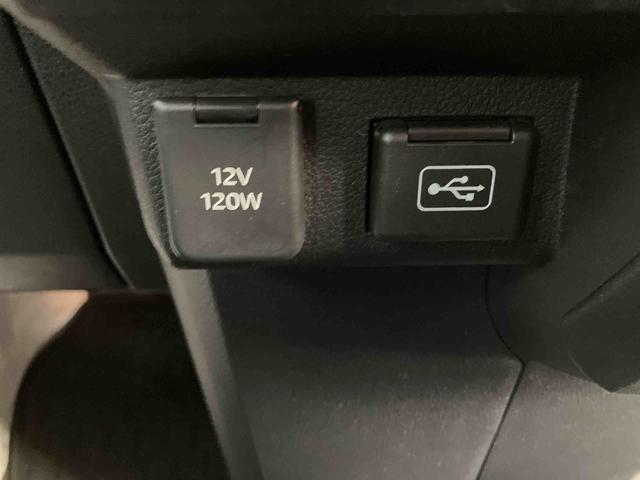 ハイゼットカーゴデラックス　純正ナビ・ＥＴＣ・キーレスキー付保証　新車保証・まごころ保証　１年間・走行距離無制限付き　Ｂｌｕｅｔｏｏｔｈ対応　ＥＴＣ車載器　ＤＶＤ　ＵＳＢ　メモリーナビ　ナビＴＶ　キーレスキー　エコアイドル　ハイビームアシスト　記録簿　ＡＢＳ（東京都）の中古車