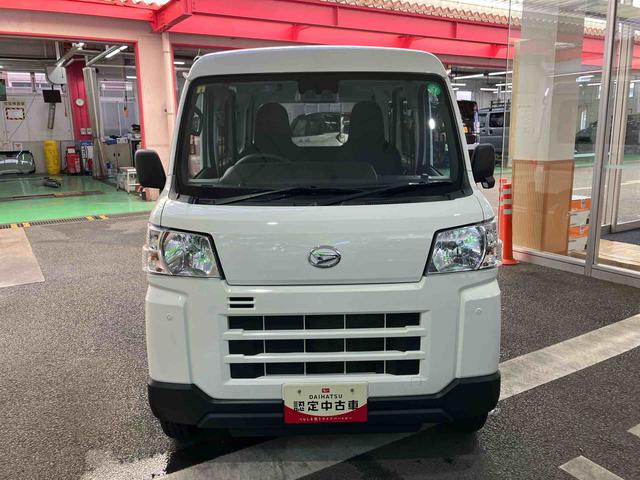 ハイゼットカーゴデラックス　純正ナビ・ＥＴＣ・キーレスキー付保証　新車保証・まごころ保証　１年間・走行距離無制限付き　Ｂｌｕｅｔｏｏｔｈ対応　ＥＴＣ車載器　ＤＶＤ　ＵＳＢ　メモリーナビ　ナビＴＶ　キーレスキー　エコアイドル　ハイビームアシスト　記録簿　ＡＢＳ（東京都）の中古車