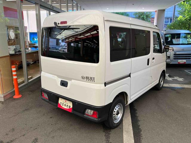 ハイゼットカーゴデラックス　純正ナビ・ＥＴＣ・キーレスキー付保証　新車保証・まごころ保証　１年間・走行距離無制限付き　Ｂｌｕｅｔｏｏｔｈ対応　ＥＴＣ車載器　ＤＶＤ　ＵＳＢ　メモリーナビ　ナビＴＶ　キーレスキー　エコアイドル　ハイビームアシスト　記録簿　ＡＢＳ（東京都）の中古車