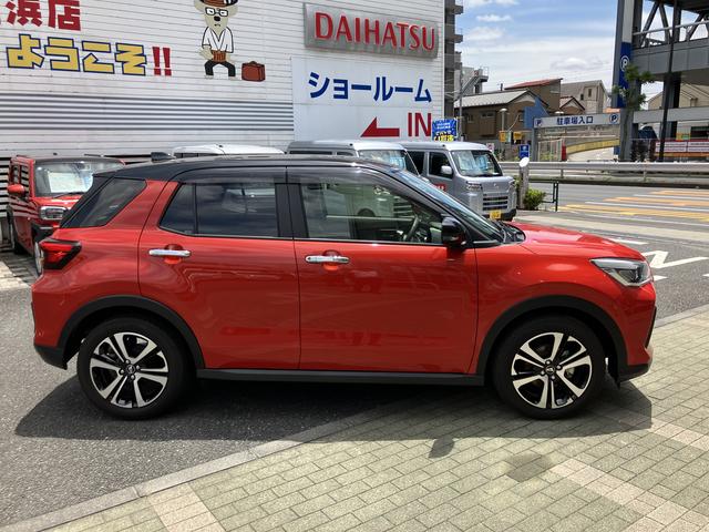 ロッキープレミアム 4WD・大画面ナビ・前後ドラレコ・ETC・BSM保証 まごころ保証 1年間・走行距離無制限付き・4WD・9インチナビ・前後ドラレコ・パノラマカメラ・ETC車載器・前席シートヒーター・LEDヘッドライト・フォグランプ・クルーズコントロール・BSM(東京都)の中古車