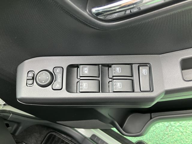 タフトGターボ ダーククロムベンチャー CDオーディオ保証 新車保証・まごころ保証 1年間・走行距離無制限付き・アダプティブクルーズコントロール・CDステレオ装着・LEDヘッドライト装備・LEDフォグ装備・シートヒーター装備・ナビ対応バックカメラ(東京都)の中古車