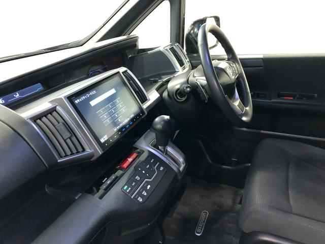 ステップワゴンスパーダＳ　走行８４５５４キロ　ＴＶレスナビ　後席モニター　修復歴１年保証距離無制限　バックカメラ　後席モニター　純正カーペットマット　オートライト　ＨＩＤヘッドランプ　片側電動スライドドア（埼玉県）の中古車