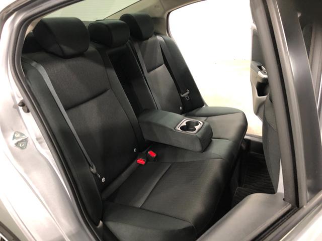 グレイスＬＸ　車検整備付／走行距離２９６０７キロ／フルセグナビ１年保証距離無制限　走行距離２９６０７キロ　車検整備付　フルセグナビ　バックカメラ　デジタルルームミラー　純正マット　サイドエアバッグ　ＬＥＤヘッドランプ　アイドリングストップ（埼玉県）の中古車
