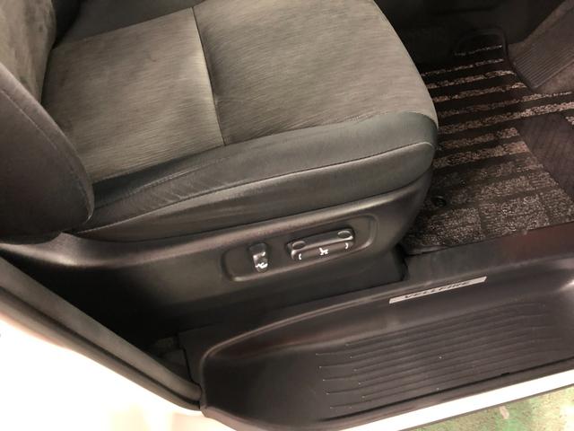 ヴェルファイアハイブリッドＺＲ　車検整備付／走行距離３６２９５キロ／ナビ／後席モニター車検整備付　フルセグナビ　バックカメラ　ドラレコ　後席モニター　純正マット　サイドエアバッグ　オートライト　ＨＩＤヘッドランプ　両側電動スライドドア　１年保証距離無制限　走行距離３６２９５キロ（東京都）の中古車