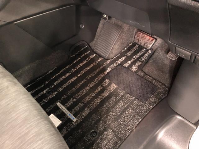 ヴェルファイアハイブリッドＺＲ　車検整備付／走行距離３６２９５キロ／ナビ／後席モニター車検整備付　フルセグナビ　バックカメラ　ドラレコ　後席モニター　純正マット　サイドエアバッグ　オートライト　ＨＩＤヘッドランプ　両側電動スライドドア　１年保証距離無制限　走行距離３６２９５キロ（東京都）の中古車