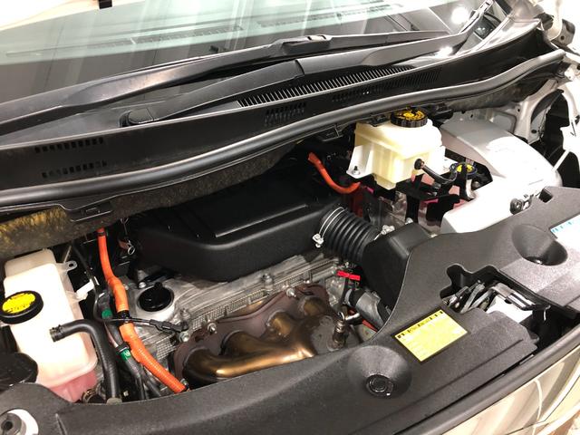 ヴェルファイアハイブリッドＺＲ　車検整備付／走行距離３６２９５キロ／ナビ／後席モニター車検整備付　フルセグナビ　バックカメラ　ドラレコ　後席モニター　純正マット　サイドエアバッグ　オートライト　ＨＩＤヘッドランプ　両側電動スライドドア　１年保証距離無制限　走行距離３６２９５キロ（東京都）の中古車