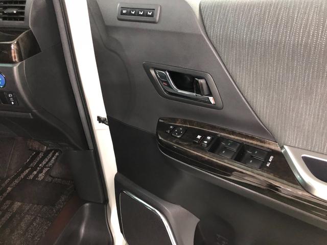 ヴェルファイアハイブリッドＺＲ　車検整備付／走行距離３６２９５キロ／ナビ／後席モニター車検整備付　フルセグナビ　バックカメラ　ドラレコ　後席モニター　純正マット　サイドエアバッグ　オートライト　ＨＩＤヘッドランプ　両側電動スライドドア　１年保証距離無制限　走行距離３６２９５キロ（東京都）の中古車