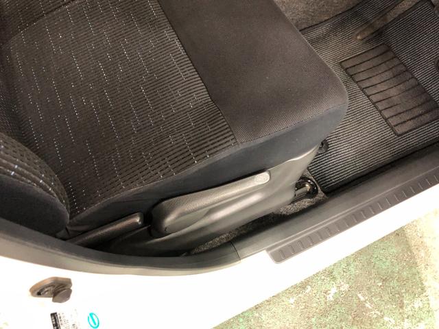 ムーヴカスタム　Ｘ　車検整備付／走行距離２６５２６キロ／ナビ１年保証距離無制限　走行距離２６５２６キロ　車検整備付　フルセグナビ　ブルートゥース　ＤＶＤ再生　純正カーペットマット　助手席エアバッグ　ＨＩＤヘッドランプ　アイドリングストップ　電動格納式ドアミラー（埼玉県）の中古車