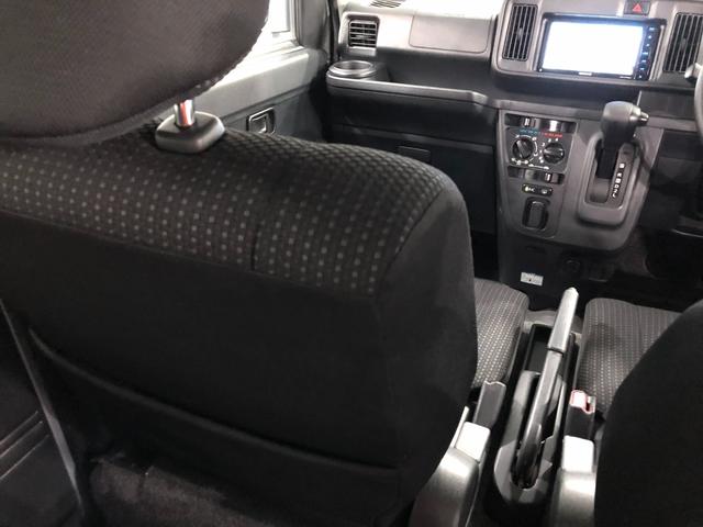 ハイゼットカーゴクルーズＳＡIII　走行距離５５３８２キロ／純正ナビ／マット１年保証距離無制限　走行距離５５３８２キロ　フルセグナビ　ブルートゥース　ＤＶＤ再生　純正フロアマット　オートマチックハイビーム　ＬＥＤヘッドランプ　アイドリングストップ　スマートアシスト３（埼玉県）の中古車