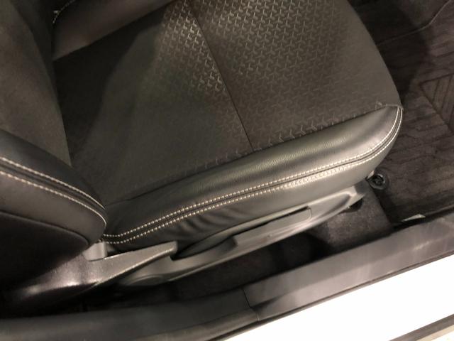 ロッキープレミアム　修復歴／雹害／走行距離２９９７６キロ／純正ナビ１年保証距離無制限　走行距離２９９７６キロ　純正フルセグナビ　バックカメラ　ドラレコ　純正マット　サイドエアバッグ　ＬＥＤヘッドランプ　アイドリングストップ　シートヒーター　オート格納式ドアミラー（埼玉県）の中古車
