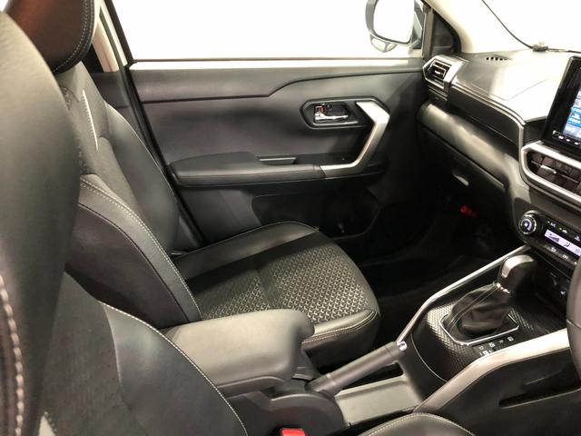ロッキープレミアム　修復歴／雹害／走行距離２９９７６キロ／純正ナビ１年保証距離無制限　走行距離２９９７６キロ　純正フルセグナビ　バックカメラ　ドラレコ　純正マット　サイドエアバッグ　ＬＥＤヘッドランプ　アイドリングストップ　シートヒーター　オート格納式ドアミラー（埼玉県）の中古車