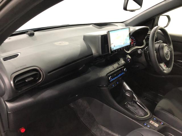 ＧＲヤリスＲＳ　修復歴／車検整備付／走行距離２７０２２キロ／ナビ１年保証距離無制限　走行距離２７０２２キロ　車検整備付　フルセグナビ　バックカメラ　ブルートゥース　純正ドラレコ　純正マット　サイドエアバッグ　ＬＥＤヘッドランプ　シートヒーター（埼玉県）の中古車