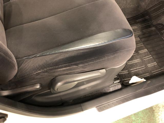 タントエグゼカスタムＲＳ　雹害／走行距離７３５６６キロ／ワンセグナビ１年保証距離無制限　走行距離７３５６６キロ　ワンセグナビ　純正マット　助手席エアバッグ　ＨＩＤヘッドランプ　アイドリングストップ　オートエアコン（埼玉県）の中古車