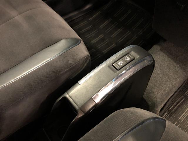 タントエグゼカスタムＲＳ　雹害／走行距離７３５６６キロ／ワンセグナビ１年保証距離無制限　走行距離７３５６６キロ　ワンセグナビ　純正マット　助手席エアバッグ　ＨＩＤヘッドランプ　アイドリングストップ　オートエアコン（埼玉県）の中古車