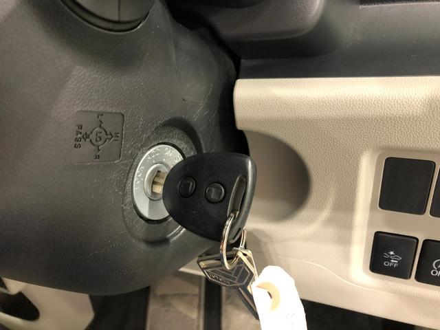 パッソＸ　Ｓ　車検整備付／走行距離３００３６キロ／ワンセグナビ１年保証距離無制限　走行距離３００３６キロ　車検整備付　ワンセグナビ　バックカメラ　純正マット　助手席エアバッグ　アイドリングストップ　電動格納式ドアミラー（埼玉県）の中古車