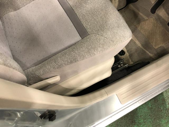 パッソＸ　Ｓ　車検整備付／走行距離３００３６キロ／ワンセグナビ１年保証距離無制限　走行距離３００３６キロ　車検整備付　ワンセグナビ　バックカメラ　純正マット　助手席エアバッグ　アイドリングストップ　電動格納式ドアミラー（埼玉県）の中古車