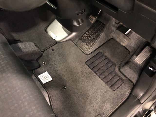 Ｎ−ＢＯＸカスタムＧ　ターボＳＳブラックスタイルパッケージ一年保証・走行距離無制限　走行距離１６６１１キロ　助手席エアバック　純正カーペットマット　ナビ　バックカメラ　ＤＶＤ再生　サイドエアバッグ　オートライト　ＨＩＤヘッドランプ　アイドリングストップ（埼玉県）の中古車