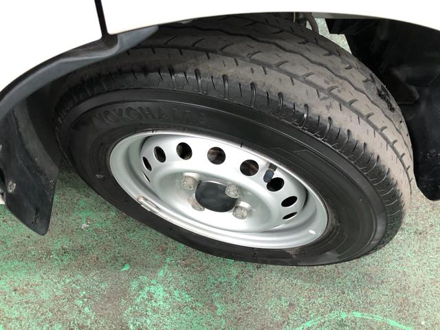ハイゼットカーゴスペシャル　４ＷＤ一年保証・走行距離無制限　走行距離２５７２５キロ　４ＷＤ　純正カーペットマット　ＥＴＣ　ＡＭＦＭラジオ　アイドリングストップ　車検整備付（埼玉県）の中古車