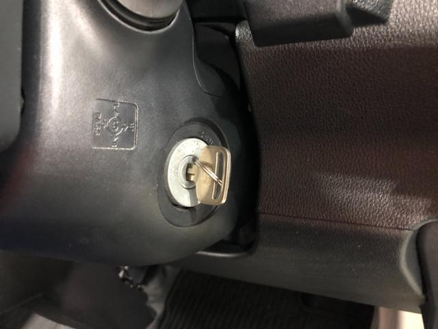 ハイゼットカーゴスペシャル　４ＷＤ一年保証・走行距離無制限　走行距離２５７２５キロ　４ＷＤ　純正カーペットマット　ＥＴＣ　ＡＭＦＭラジオ　アイドリングストップ　車検整備付（埼玉県）の中古車