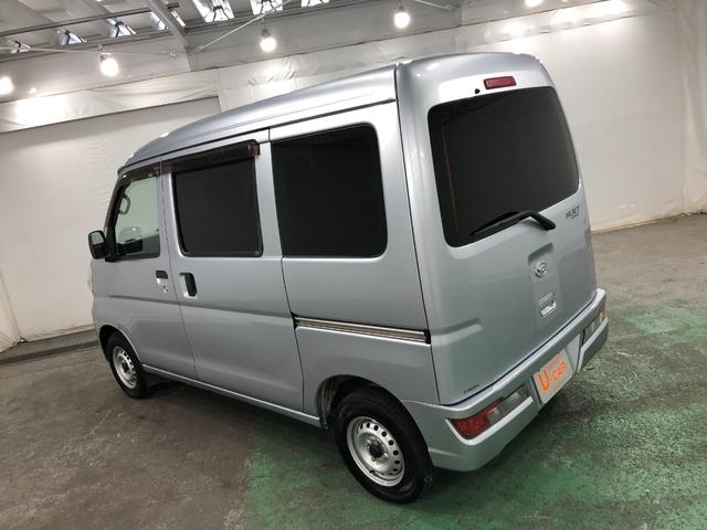 ハイゼットカーゴスペシャル　４ＷＤ／車検整備付／走行距離２８２５０キロ１年保証距離無制限　走行距離２８２５０キロ　車検整備付　４ＷＤ　ＣＤチューナー　純正フロアマット　アイドリングストップ　マニュアルエアコン（埼玉県）の中古車