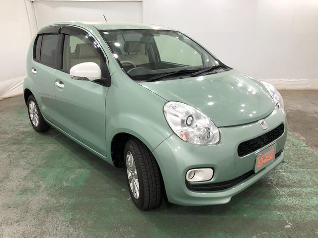 パッソプラスハナ　Ｇパッケージ　車検２年付／走行距離４００４４キロ１年保証距離無制限　走行距離４００４４キロ　車検整備付　フルセグナビ　バックカメラ　ブルートゥース　純正カーペットマット　運転席助手席エアバッグ　アイドリングストップ（埼玉県）の中古車