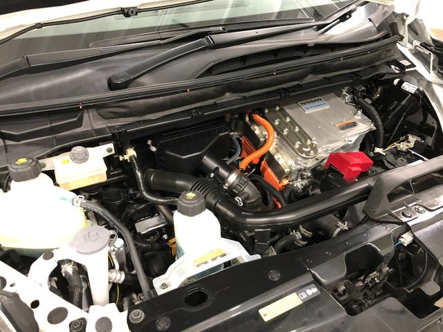 セレナｅ−パワー　ハイウェイスターＶ　走行２７４７７キロ／大型ナビ１年保証距離無制限　走行距離２７４７７キロ　純正フルセグナビ　アラウンドビューモニター　ブルートゥース　ドラレコ　後席モニター　純正マット　サイドエアバッグ　オートライト　両側電動スライドドア（埼玉県）の中古車