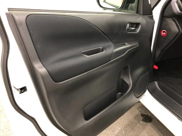 セレナｅ−パワー　ハイウェイスターＶ　走行２７４７７キロ／大型ナビ１年保証距離無制限　走行距離２７４７７キロ　純正フルセグナビ　アラウンドビューモニター　ブルートゥース　ドラレコ　後席モニター　純正マット　サイドエアバッグ　オートライト　両側電動スライドドア（埼玉県）の中古車