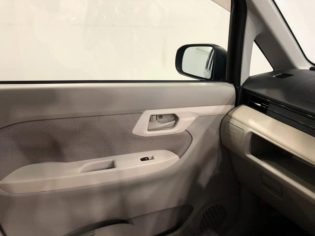 ムーヴＸ　ＳＡII　車検整備付／走行距離６７５９２キロ／純正ナビ１年保証距離無制限　走行距離６７５９２キロ　純正フルセグナビ　バックカメラ　ブルートゥース　純正カーペットマット　助手席エアバッグ　オートライト　アイドリングストップ　スマートアシスト２　キーフリー（東京都）の中古車