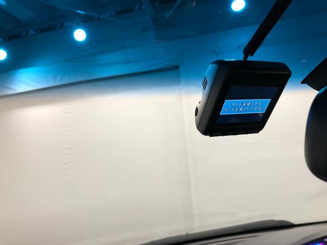 フリードハイブリッドジャストセレクション＋　走行距離５２３７１キロ／ワンセグナビ１年保証距離無制限　走行距離５２３７１キロ　ワンセグナビ　ブルートゥース　バックカメラ　ドラレコ　純正マット　助手席エアバッグ　オートライト　ＨＩＤヘッドランプ　両側電動スライドドア（埼玉県）の中古車