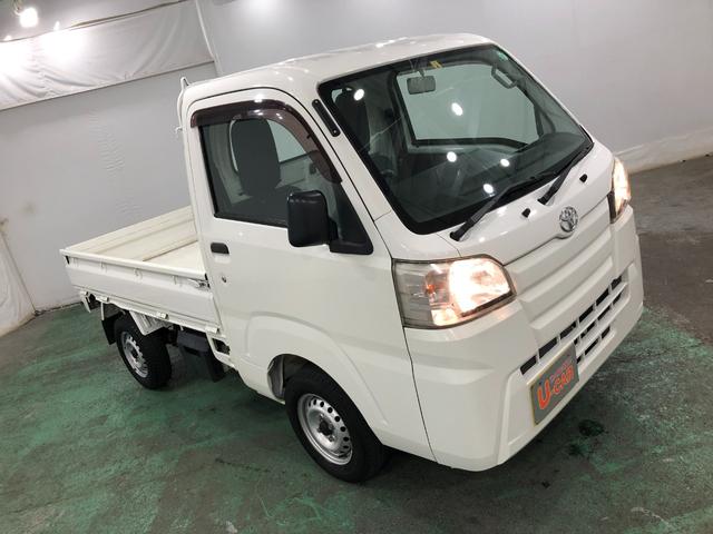 ピクシストラックスタンダード　４ＷＤ／ＭＴ／車検整備付／走行７６１９４キロ１年保証距離無制限　走行距離７６１９４キロ　４ＷＤ　ＭＴ５速　車検整備付　ＦＭＡＭラジオ　純正カーペットマット　マニュアルエアコン（埼玉県）の中古車