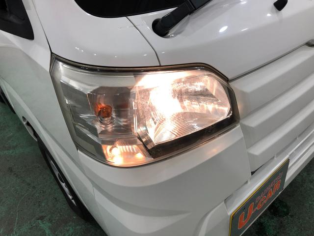 ピクシストラックスタンダード　４ＷＤ／ＭＴ／車検整備付／走行７６１９４キロ１年保証距離無制限　走行距離７６１９４キロ　４ＷＤ　ＭＴ５速　車検整備付　ＦＭＡＭラジオ　純正カーペットマット　マニュアルエアコン（埼玉県）の中古車