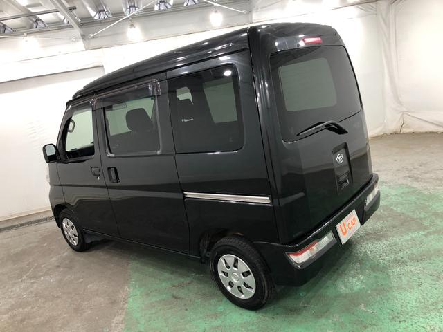 ハイゼットカーゴクルーズＳＡIII　４ＷＤ／走行距離９９２４２キロ／ＬＥＤ１年保証距離無制限　走行距離９９２４２キロ　純正フロアマット　ＵＳＢポート　ＬＥＤヘッドランプ　オートマチックハイビーム　アイドリングストップ　ＥＴＣ　助手席エアバック　４ＷＤ　メンテナンスノート（埼玉県）の中古車