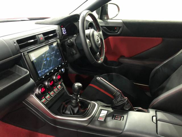 ＧＲ８６ＲＺ　走行距離２８１３４キロ／フルセグナビ／バックカメラ１年保証距離無制限　走行距離２８１３４キロ　フルセグナビ　バックカメラ　ブルートゥース　ドラレコ　純正マット　サイドエアバッグ　オートライト　ＬＥＤヘッドランプ　シートヒーター（埼玉県）の中古車