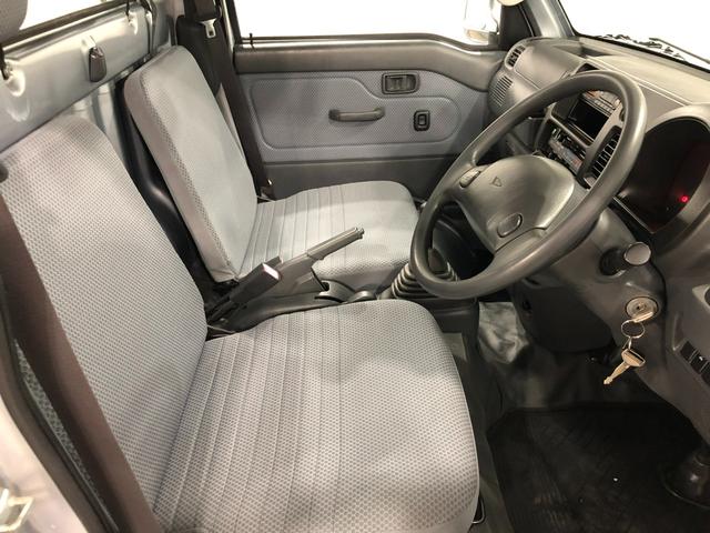 ハイゼットトラックＥＸＴ　４ＷＤ／ＭＴ／走行１０１０００キロ／ＦＭＡＭラジオ１年保証距離無制限　走行距離１０１０００キロ　ＭＴ５速　４ＷＤ　ＦＭＡＭラジオ　荷台作業灯　純正フロアマット　マニュアルエアコン　スペアキー（埼玉県）の中古車