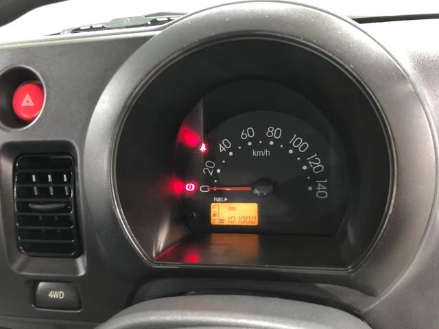 ハイゼットトラックＥＸＴ　４ＷＤ／ＭＴ／走行１０１０００キロ／ＦＭＡＭラジオ１年保証距離無制限　走行距離１０１０００キロ　ＭＴ５速　４ＷＤ　ＦＭＡＭラジオ　荷台作業灯　純正フロアマット　マニュアルエアコン　スペアキー（埼玉県）の中古車