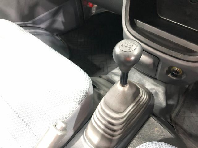 ハイゼットトラックＥＸＴ　４ＷＤ／ＭＴ／走行１０１０００キロ／ＦＭＡＭラジオ１年保証距離無制限　走行距離１０１０００キロ　ＭＴ５速　４ＷＤ　ＦＭＡＭラジオ　荷台作業灯　純正フロアマット　マニュアルエアコン　スペアキー（埼玉県）の中古車