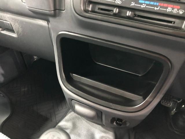 ハイゼットトラックＥＸＴ　４ＷＤ／ＭＴ／走行１０１０００キロ／ＦＭＡＭラジオ１年保証距離無制限　走行距離１０１０００キロ　ＭＴ５速　４ＷＤ　ＦＭＡＭラジオ　荷台作業灯　純正フロアマット　マニュアルエアコン　スペアキー（埼玉県）の中古車
