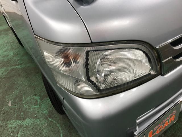 ハイゼットトラックＥＸＴ　４ＷＤ／ＭＴ／走行１０１０００キロ／ＦＭＡＭラジオ１年保証距離無制限　走行距離１０１０００キロ　ＭＴ５速　４ＷＤ　ＦＭＡＭラジオ　荷台作業灯　純正フロアマット　マニュアルエアコン　スペアキー（埼玉県）の中古車