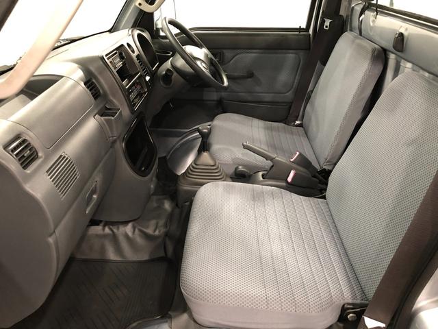 ハイゼットトラックＥＸＴ　４ＷＤ／ＭＴ／走行１０１０００キロ／ＦＭＡＭラジオ１年保証距離無制限　走行距離１０１０００キロ　ＭＴ５速　４ＷＤ　ＦＭＡＭラジオ　荷台作業灯　純正フロアマット　マニュアルエアコン　スペアキー（埼玉県）の中古車