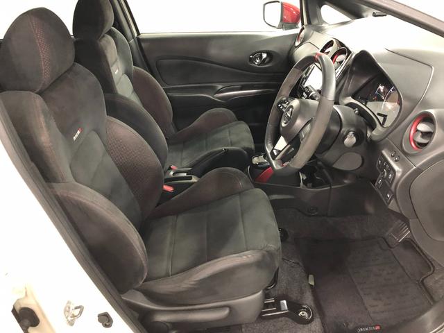 ノートｅ−パワーニスモ　車検整備付　走行距離８１８２６キロ　ナビ１年保証距離無制限　バックカメラ　純正カーペットマット　サイドエアバッグ　オートライト（埼玉県）の中古車