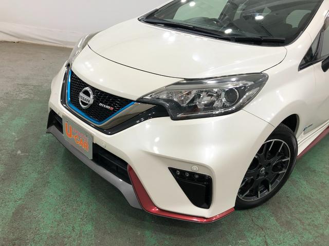 ノートｅ−パワーニスモ　車検整備付　走行距離８１８２６キロ　ナビ１年保証距離無制限　バックカメラ　純正カーペットマット　サイドエアバッグ　オートライト（埼玉県）の中古車