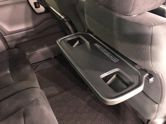 Ｎ−ＢＯＸカスタムＬ　走行距離３３３７６キロ／両側電動スライドドア／ナビワンオーナー　禁煙車　一年保証・走行距離無制限　走行距離３３３７６キロ　助手席エアバック　純正カーペットマット　サイドエアバッグ　クリアランスソナー　オートライト　両側電動スライドドア　ドラレコ（埼玉県）の中古車