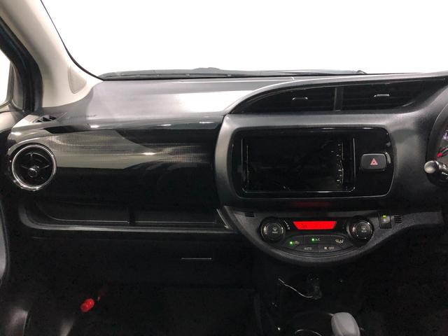 ヴィッツジュエラ　車検整備付／走行距離２１１４３キロ／純正マット１年保証距離無制限　走行距離２１１４３キロ　車検整備付　純正マット　助手席エアバッグ　オートライト　電動格納式ドアミラー　キーレスエントリー（埼玉県）の中古車