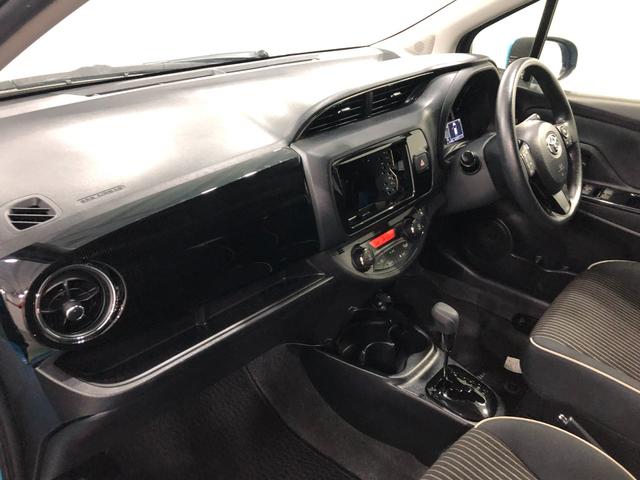 ヴィッツジュエラ　車検整備付／走行距離２１１４３キロ／純正マット１年保証距離無制限　走行距離２１１４３キロ　車検整備付　純正マット　助手席エアバッグ　オートライト　電動格納式ドアミラー　キーレスエントリー（埼玉県）の中古車