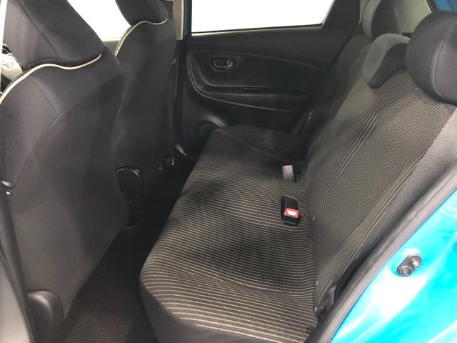 ヴィッツジュエラ　車検整備付／走行距離２１１４３キロ／純正マット１年保証距離無制限　走行距離２１１４３キロ　車検整備付　純正マット　助手席エアバッグ　オートライト　電動格納式ドアミラー　キーレスエントリー（埼玉県）の中古車