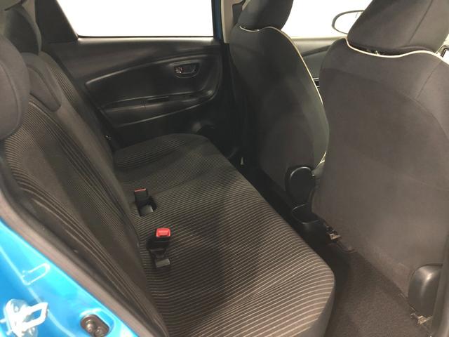 ヴィッツジュエラ　車検整備付／走行距離２１１４３キロ／純正マット１年保証距離無制限　走行距離２１１４３キロ　車検整備付　純正マット　助手席エアバッグ　オートライト　電動格納式ドアミラー　キーレスエントリー（埼玉県）の中古車