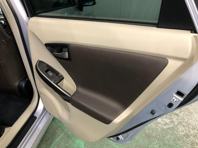 プリウスＳマイコーデ　走行３８２１４キロ／フルセグナビ／バックカメラ１年保証距離無制限　走行距離３８２１４キロ　フルセグナビ　バックカメラ　ブルートゥース　純正マット　サイドエアバッグ　オートライト　ＨＩＤヘッドランプ（埼玉県）の中古車